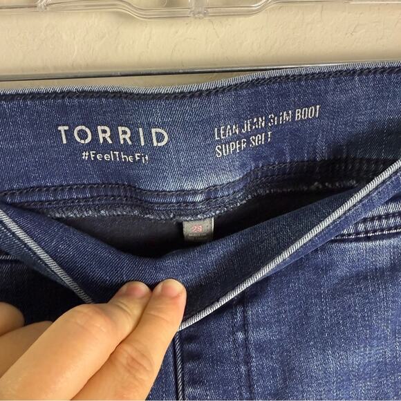 Torrid Lean Jean High-Rise Slim Boot Jean 2X Short 41375148 - Picture 5 of 14